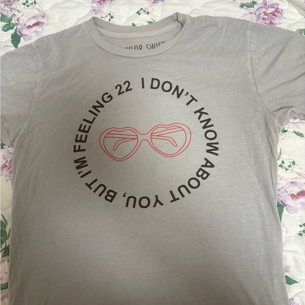 Red Taylor’s version shirt